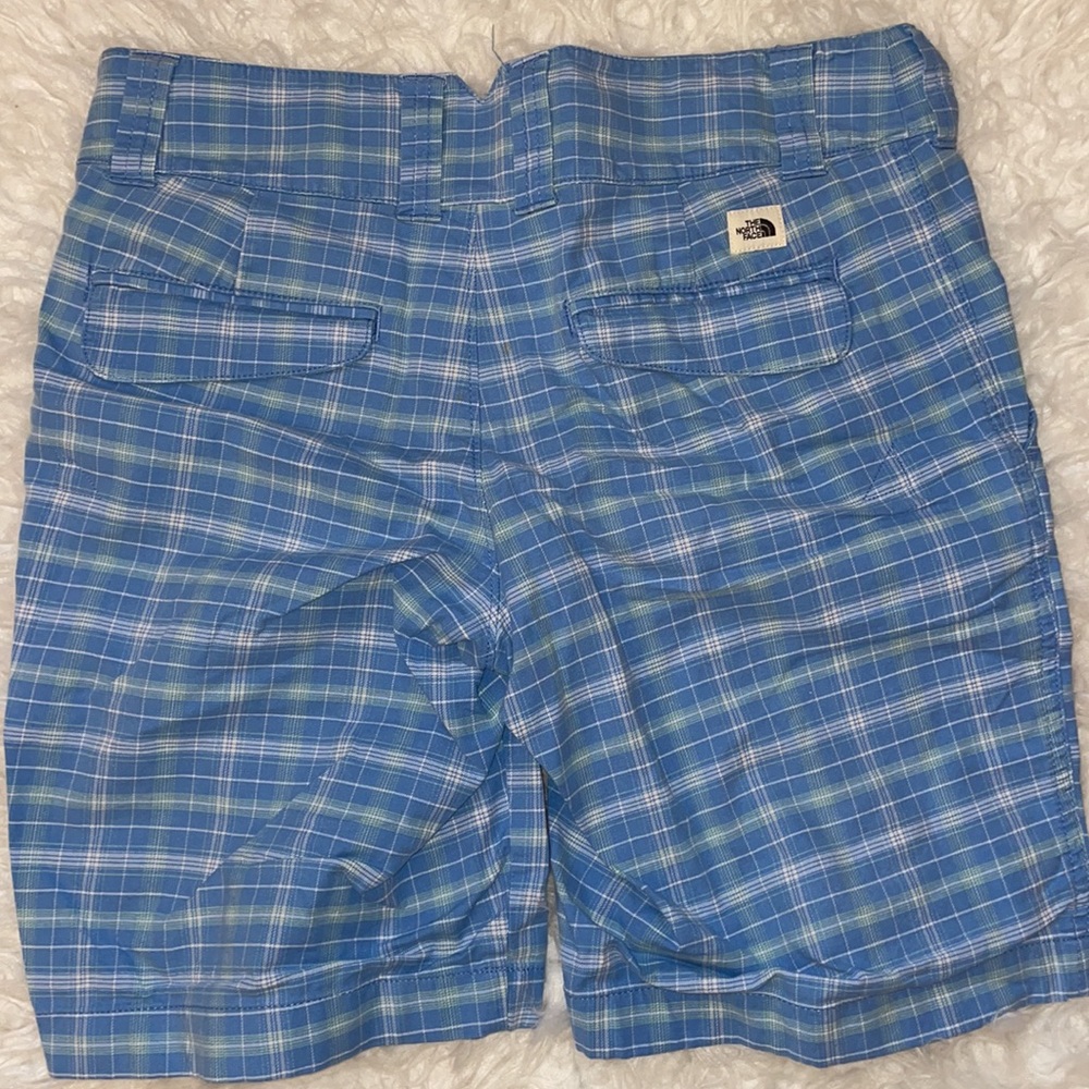 The North Face 10” V-Back Plaid Shorts, Size 6 - Picture 6 of 16
